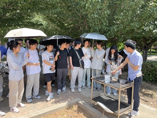 12日下昼，，，富平中试基地现场教学（地建研究院）.jpg